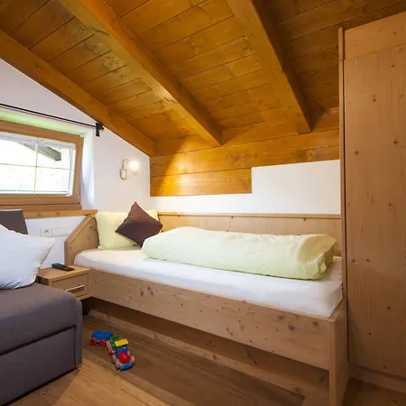 Schloss Saalhof Hotel 2*