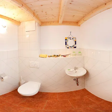 Schloss Saalhof 2* Maishofen