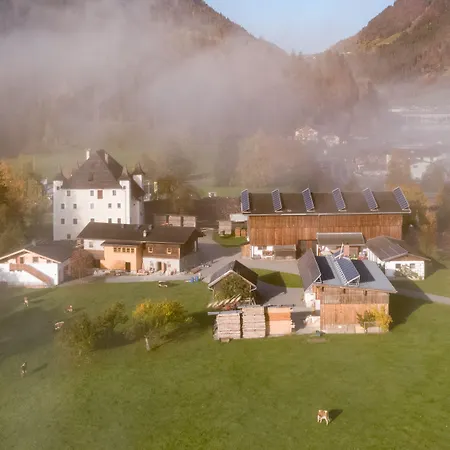 Schloss Saalhof Maishofen