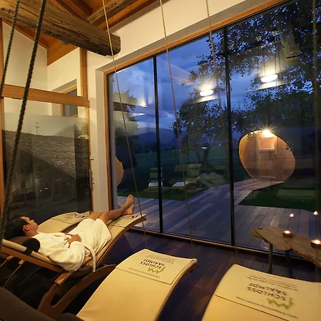 Schloss Saalhof Hotel 2*